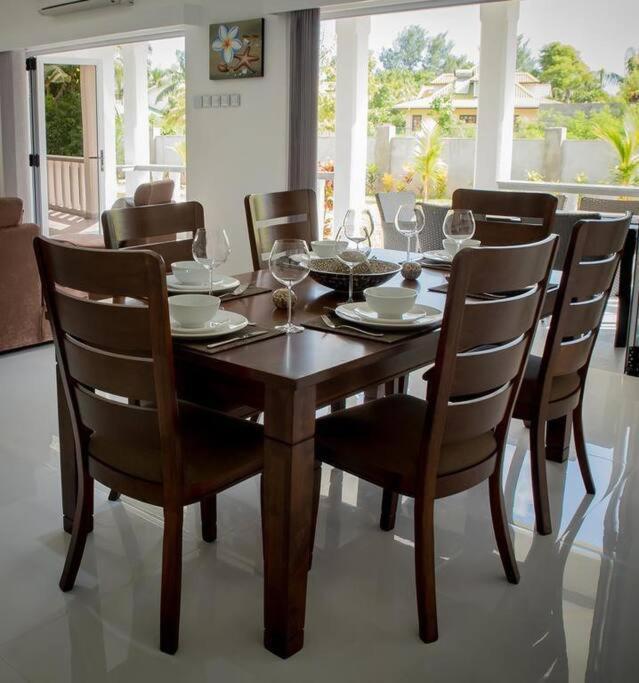 Island Charm Of Praslin Villa Victoria Exterior photo